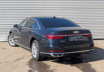 Подержанный автомобиль Audi A8 2020 года (7 фото)