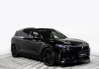 Подержанный автомобиль Voyah Free 2023 года (3 фото)