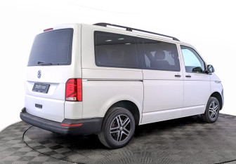 Подержанный автомобиль Volkswagen Caravelle 2021 года (5 фото)