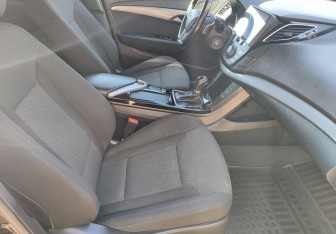 Подержанный автомобиль Hyundai i40 Sedan 2015 года (9 фото)
