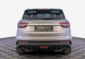 Подержанный автомобиль Geely Coolray 2023 года (6 фото)