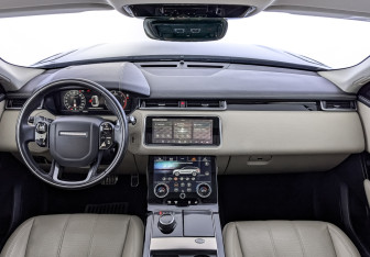 Подержанный автомобиль Land Rover Range Rover Velar 2018 года (14 фото)