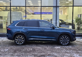 Подержанный автомобиль Geely Monjaro 2023 года (4 фото)