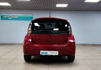 Подержанный автомобиль Toyota WiLL Cypha 2003 года (6 фото)