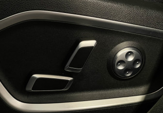 Подержанный автомобиль Geely Tugella 2022 года (15 фото)