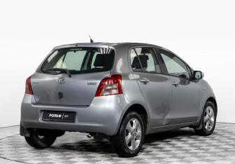 Подержанный автомобиль Toyota Yaris Hatchback 2008 года (4 фото)