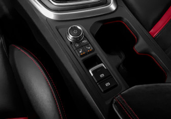 Подержанный автомобиль Kaiyi E5 2023 года (16 фото)