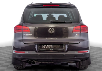 Подержанный автомобиль Volkswagen Tiguan 2016 года (6 фото)