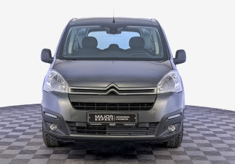 Подержанный автомобиль Citroen Berlingo 2021 года (2 фото)
