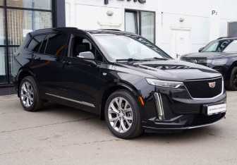 Подержанный автомобиль Cadillac XT6 2020 года (3 фото)