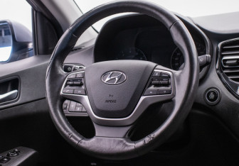 Подержанный автомобиль Hyundai Solaris Sedan 2020 года (15 фото)