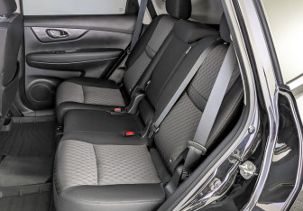 Подержанный автомобиль Nissan X-Trail 2019 года (12 фото)