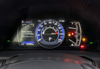 Подержанный автомобиль Lexus ES 2021 года (13 фото)