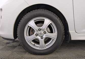 Подержанный автомобиль Kia Picanto 2015 года (12 фото)