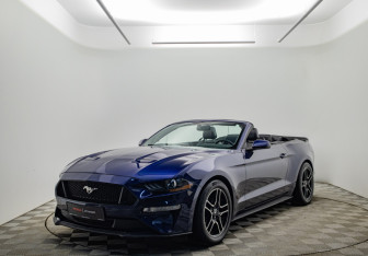 Подержанный автомобиль Ford Mustang Convertible 2020 года (9 фото)