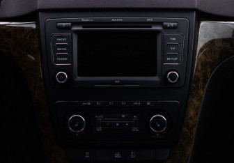 Подержанный автомобиль Skoda Yeti 2011 года (14 фото)
