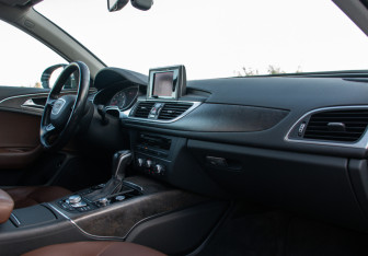 Подержанный автомобиль Audi A6 Sedan 2016 года (16 фото)