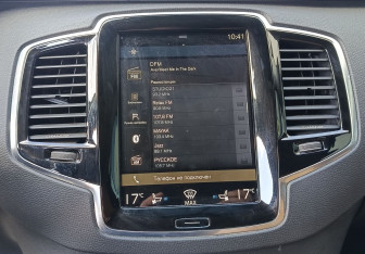 Подержанный автомобиль Volvo XC90 2015 года (21 фото)