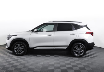 Подержанный автомобиль Kia Seltos 2021 года (8 фото)