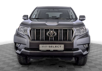 Подержанный автомобиль Toyota Land Cruiser Prado 2021 года (2 фото)