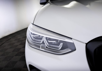 Подержанный автомобиль BMW X3 2020 года (17 фото)