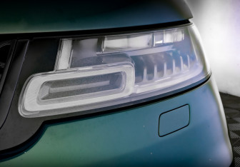 Подержанный автомобиль Land Rover Range Rover Sport 2019 года (17 фото)