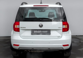Подержанный автомобиль Skoda Yeti 2017 года (6 фото)