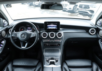 Подержанный автомобиль Mercedes-Benz GLC Coupe 2017 года (12 фото)