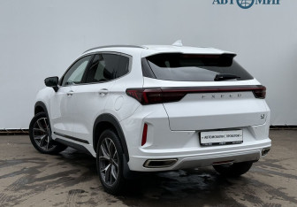 Подержанный автомобиль Exeed LX 2022 года (7 фото)