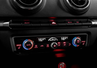 Подержанный автомобиль Audi A3 Hatchback 2013 года (16 фото)