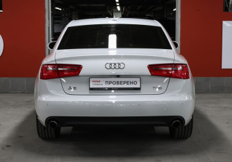 Подержанный автомобиль Audi A6 Sedan 2013 года (6 фото)