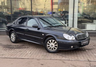 Подержанный автомобиль Hyundai Sonata 2008 года (3 фото)