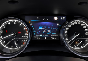 Подержанный автомобиль Toyota Camry Sedan 2021 года (16 фото)