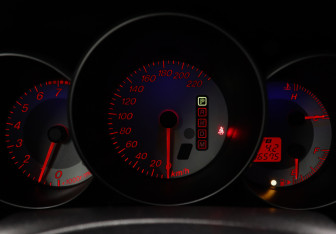 Подержанный автомобиль Mazda 3 Sedan 2008 года (9 фото)