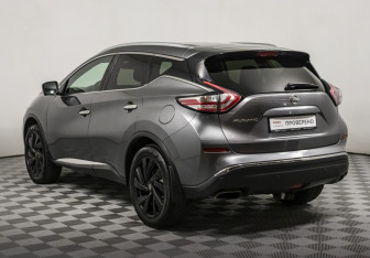Подержанный автомобиль Nissan Murano Suv 2017 года (7 фото)