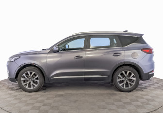 Подержанный автомобиль Chery Tiggo 7 Pro 2022 года (8 фото)