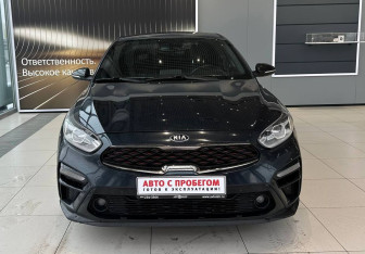Подержанный автомобиль Kia Cerato Sedan 2020 года (2 фото)