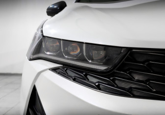 Подержанный автомобиль Kia K5 2021 года (17 фото)