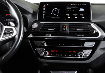 Подержанный автомобиль BMW X3 2019 года (14 фото)