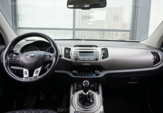 Подержанный автомобиль Kia Sportage 2014 года (12 фото)