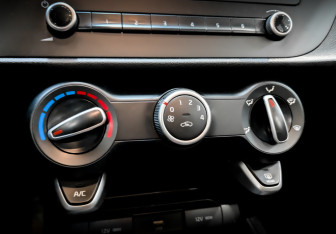 Подержанный автомобиль Kia Rio Hatchback 2021 года (24 фото)