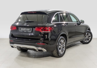Подержанный автомобиль Mercedes-Benz GLC Coupe 2021 года (5 фото)