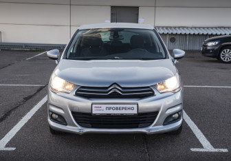Подержанный автомобиль Citroen C4 Hatchback 2012 года (2 фото)