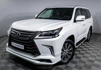 Подержанный автомобиль Lexus LX 2015 года (17 фото)