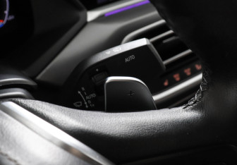 Подержанный автомобиль BMW X6 2022 года (17 фото)