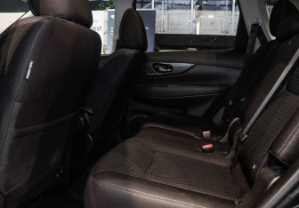 Подержанный автомобиль Nissan X-Trail 2021 года (8 фото)