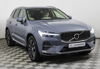 Подержанный автомобиль Volvo XC60 2021 года (3 фото)