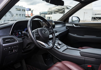 Подержанный автомобиль Hyundai Palisade 2022 года (9 фото)