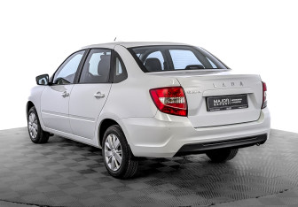 Подержанный автомобиль LADA (ВАЗ) Granta Sedan 2023 года (7 фото)