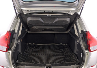 Подержанный автомобиль LADA (ВАЗ) XRAY 2018 года (10 фото)